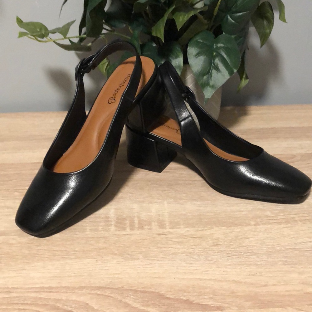 Baretraps Sling Back Block Shoes
